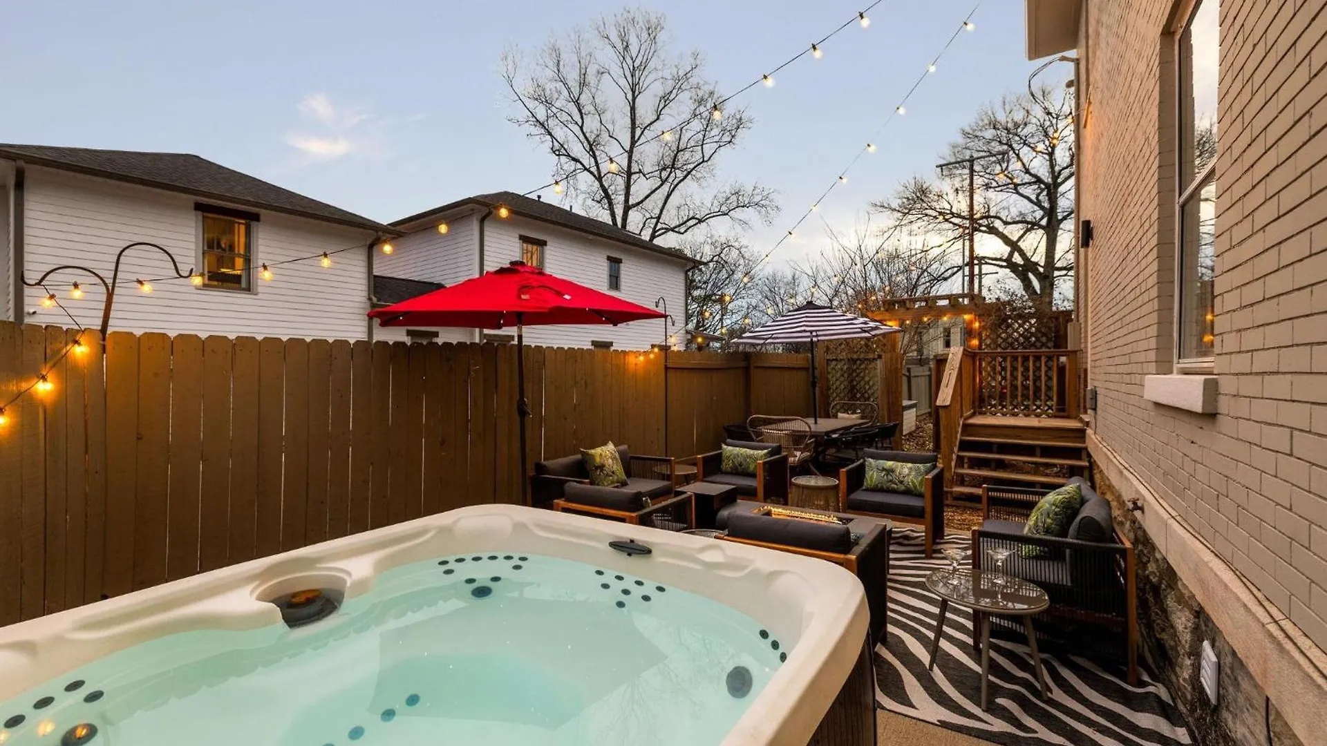 Southern Elegance-Private Hot Tub-Walk To 12 S Nashville